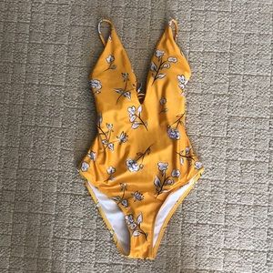 One piece bathing suit